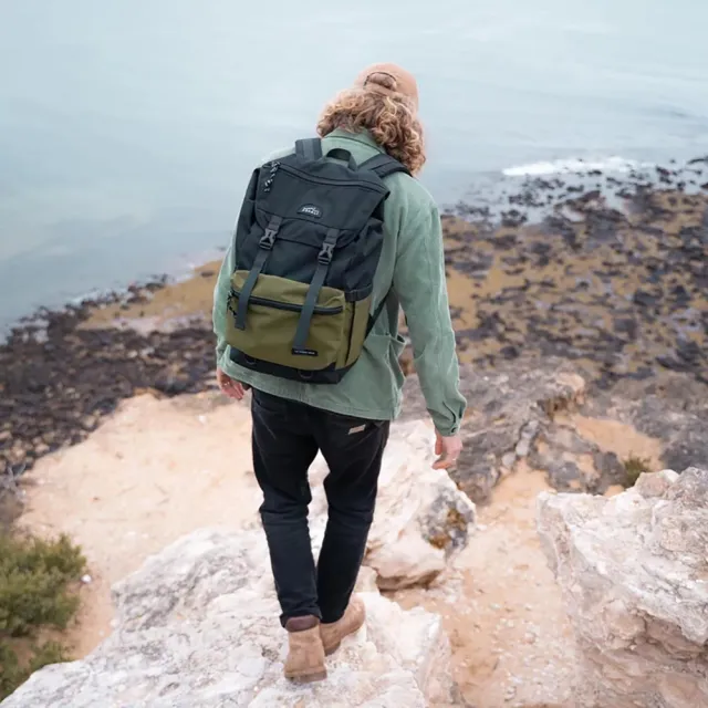 【Zorali】Escapade Backpack 30L 背包(休閒 旅遊 通勤 戶外 登山 背包)