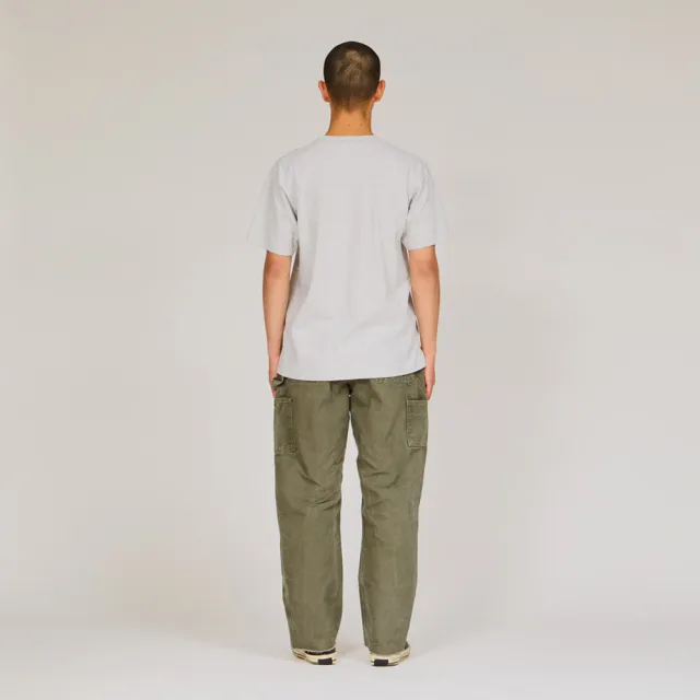 【Hanes】官方直營-BEEFY-T系列 刺繡布章短袖TEE內衣 經典設計款(灰色)