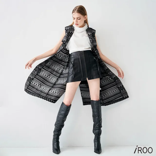 【iROO】經典版復古緹花長背心