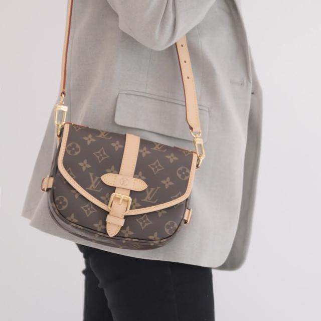 【Louis Vuitton 路易威登】LV M46740 Saumur BB 經典花紋肩斜馬鞍包兩用包(現貨)