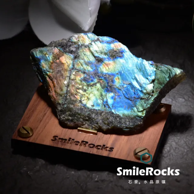 【SmileRocks 石麥】石麥水晶原礦 拉長石半拋光原礦 No.6228111370(SmilePad 6X9底板)