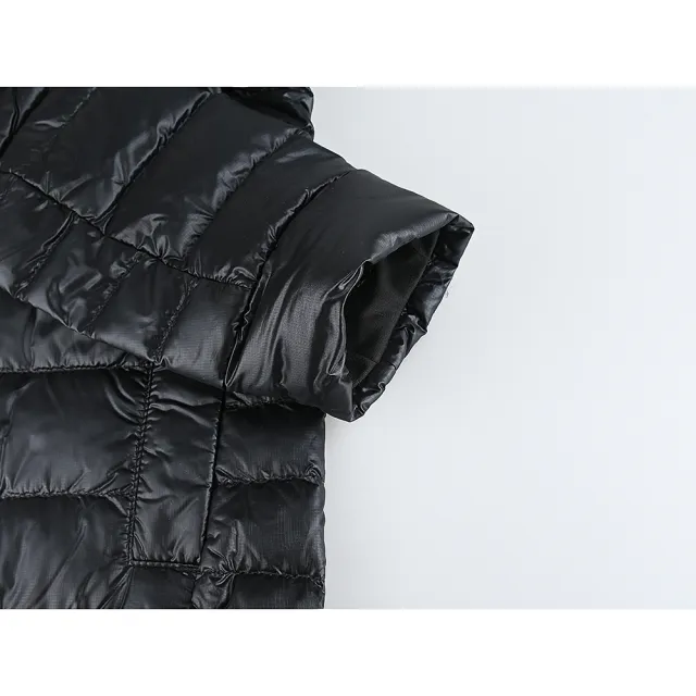 【CANADA GOOSE】CANADA GOOSE Cypress袖口黑色圓標LOGO刺繡設計聚醯胺輕量羽絨外套(女款/黑)