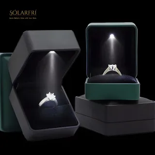 【SOLARFRi】LED燈鑽戒指盒首飾盒 方型優雅氣質感(求婚 訂婚 生日 情人節 七夕 女朋友 老婆 禮物 多色款)