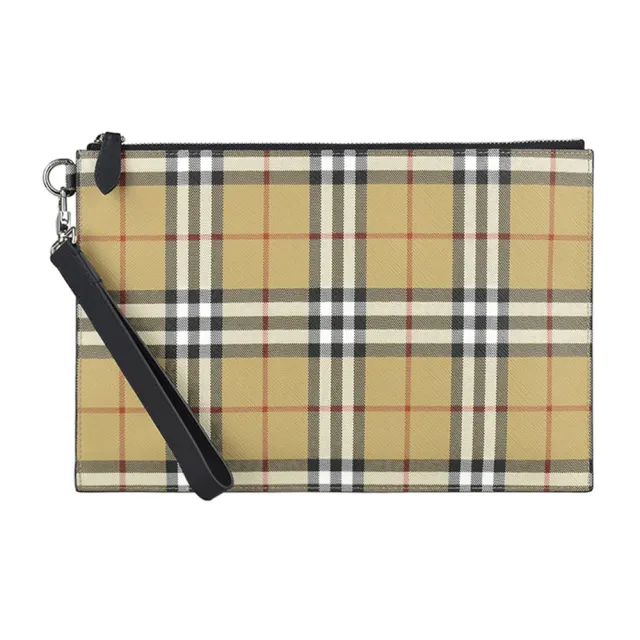 【BURBERRY 巴寶莉】BURBERRY EDIN格紋LOGO拉鍊PVC男士手拿包(典藏米)