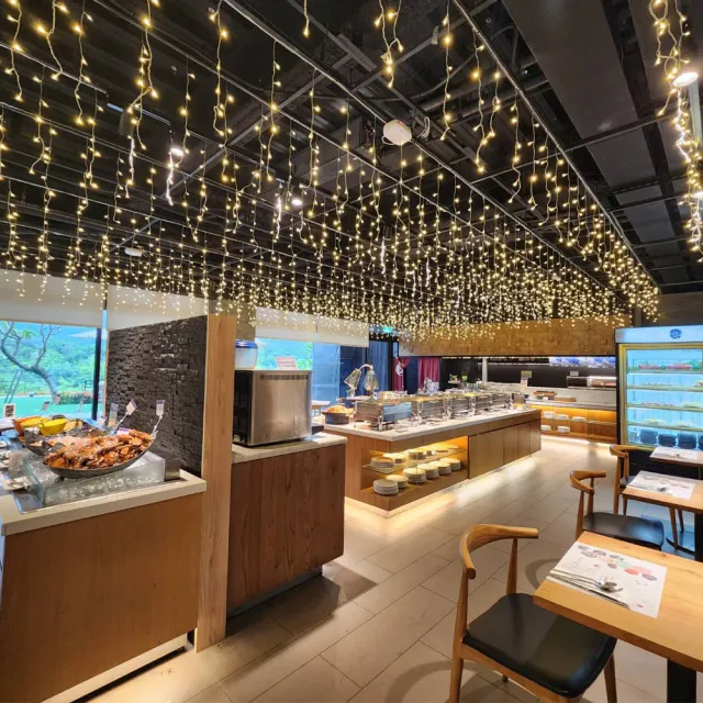 【台中日光溫泉會館】花見西餐廳★平日晚餐吃到飽(假日+100/人)