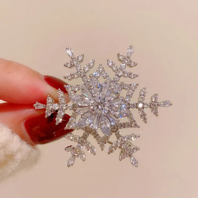 【Jpqueen】雪花鋯石可旋轉胸針別針(銀色)