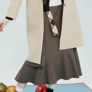 【Kinloch Anderson】金安德森女裝 浪漫荷葉裙襬格紋裝飾織帶設計顯瘦長裙(KA1364018 灰綠/黑)