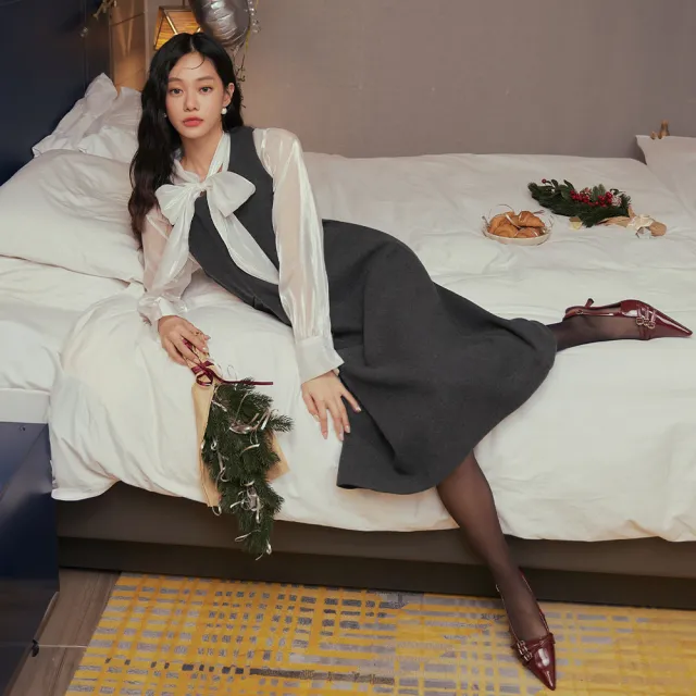 【OB 嚴選】質感純色毛呢背心洋裝 《DA10212》