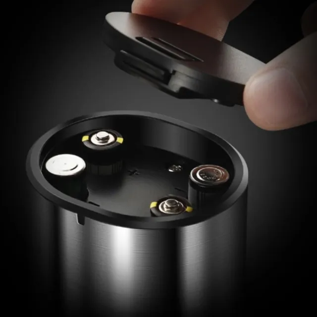 【家適通】限量活動 座充式電動研磨器 2入/組+底座 (胡椒研磨器  香料研磨器 不鏽鋼研磨器 磨粉機)