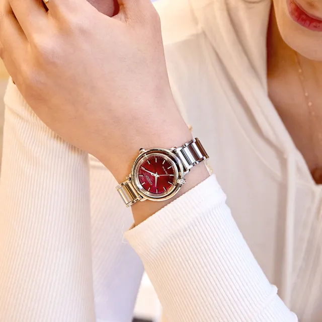 【CITIZEN 星辰】L系列 曙光 光動能鑽石腕錶 31.2MM－酒紅 (EM1090-78X) 雙11 送禮