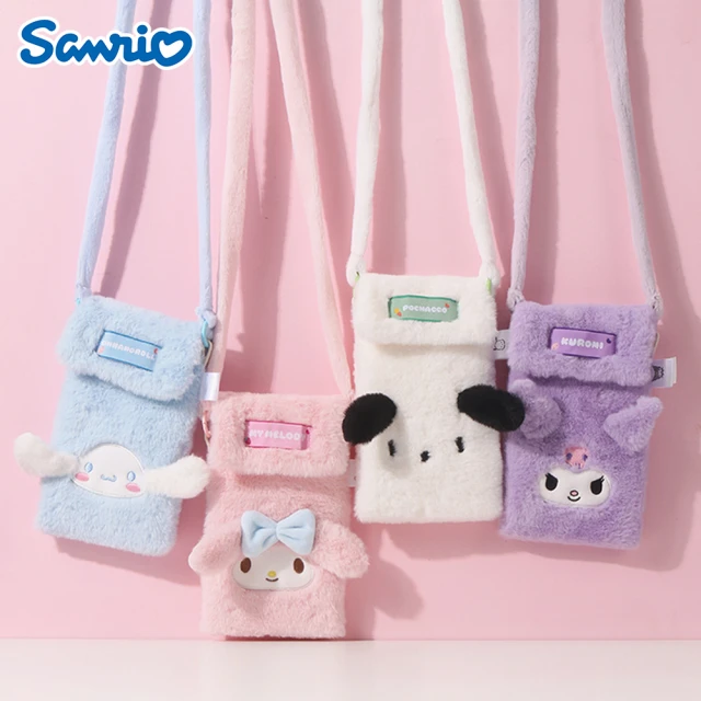 SANRIO 三麗鷗 正版授權三麗鷗家族立體耳朵絨毛斜背手機包 隨身小包(酷洛米/美樂蒂/帕恰狗 聖誕禮物)