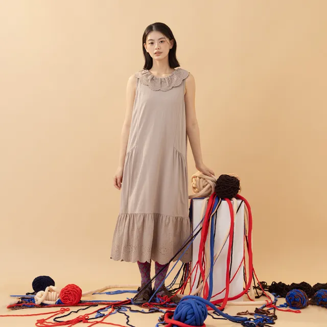 【MOSS CLUB】翻領蕾絲拼接無袖洋裝(黑 白 卡/魅力商品)