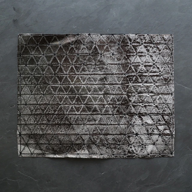 PRIME Placemat Tin 餐墊 灰(立體塊面與摺