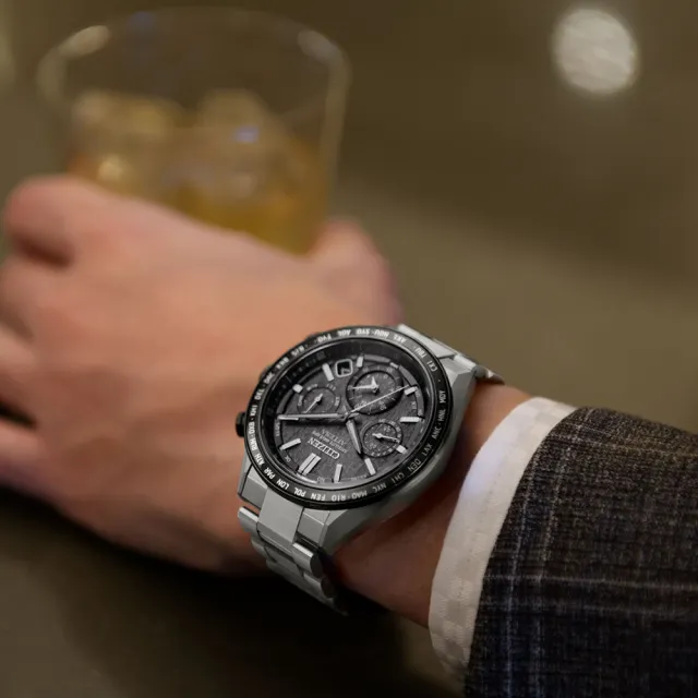 【CITIZEN 星辰】GENTS GPS衛星對時鈦金屬光動能男錶/44.6mm 母親節(CC4058-67X)