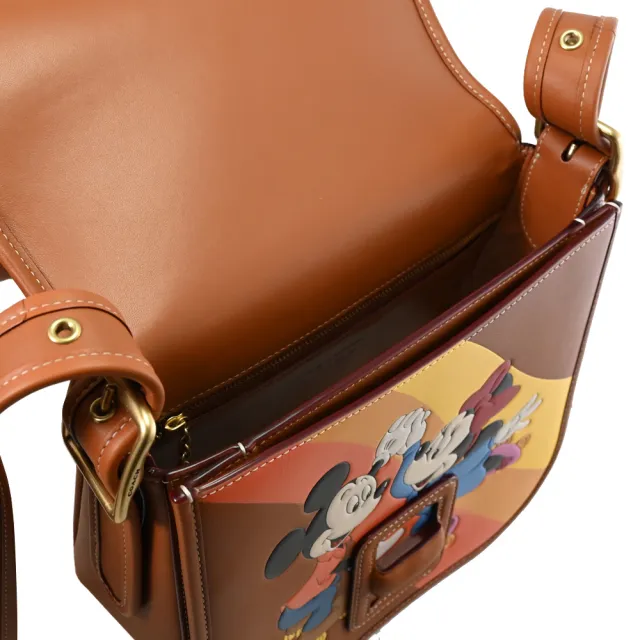 【COACH】DISNEY聯名 限定米奇米妮圖案翻蓋學院包斜背包(咖 大)
