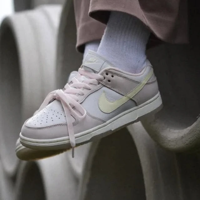 NIKE 耐吉 運動鞋 休閒鞋 女鞋 W NIKE DUNK LOW PRM Light Soft Pink 灰粉色(FB7910601)