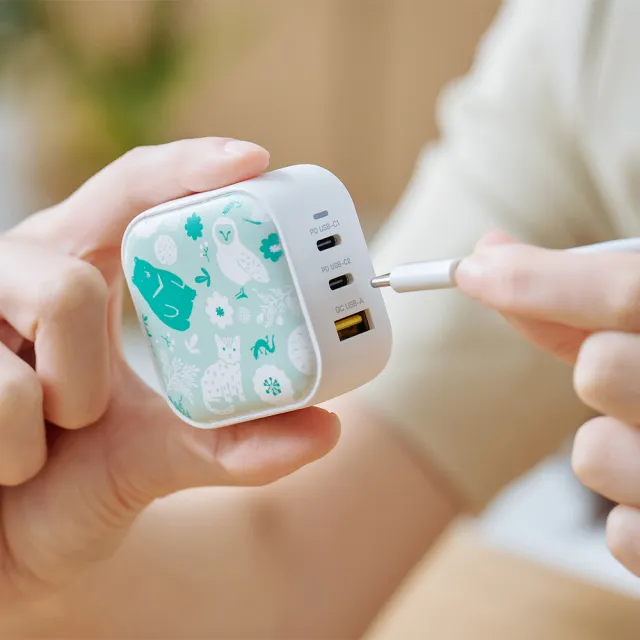 【Maktar】66W GaN 印花樂聯名口袋快充(旅行必備充電器)