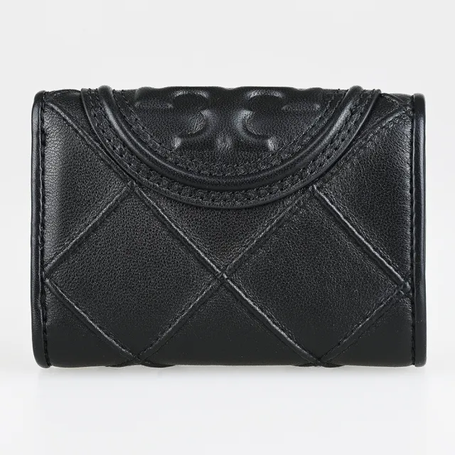 【TORY BURCH】TORY BURCH Fleming圓形浮雕雙T標誌菱格紋納帕皮革翻蓋扣式短夾(黑)