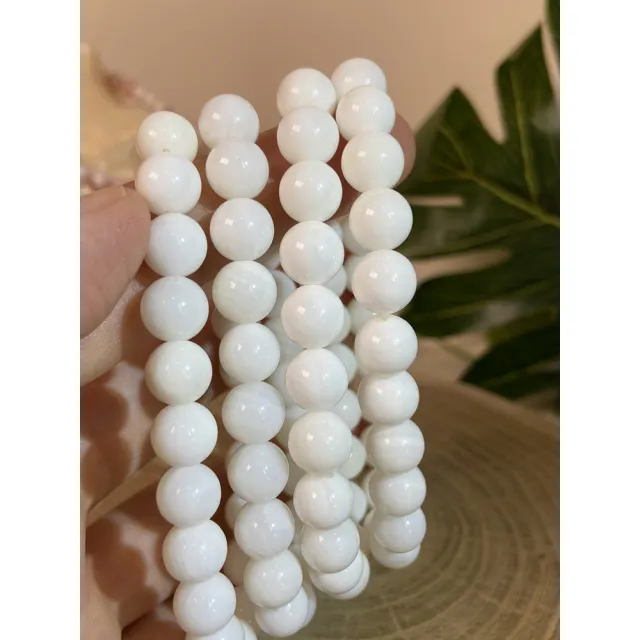 【Cozy 世界水晶原礦與茶】高級白瓷玉化硨磲 10mm 15-9(強大磁場能量 消磁淨化)