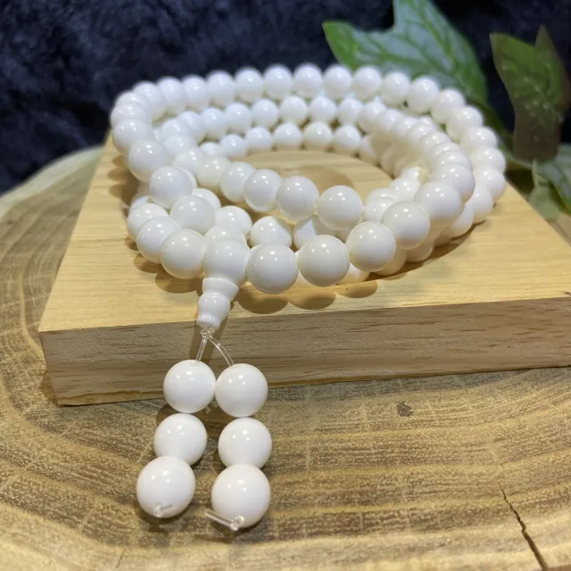 【Cozy 世界水晶原礦與茶】高白瓷硨磲108顆 8mm 99-6(護佑配戴之人平安順遂 安神鎮定)