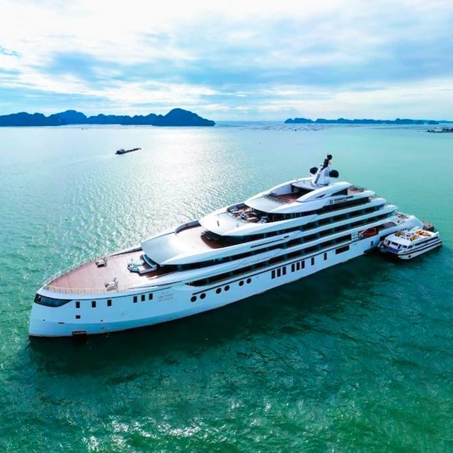 越南慢時光I I 北越下龍灣 郵輪式先鋒者兩天一夜法式漫自在5日 長榮航空