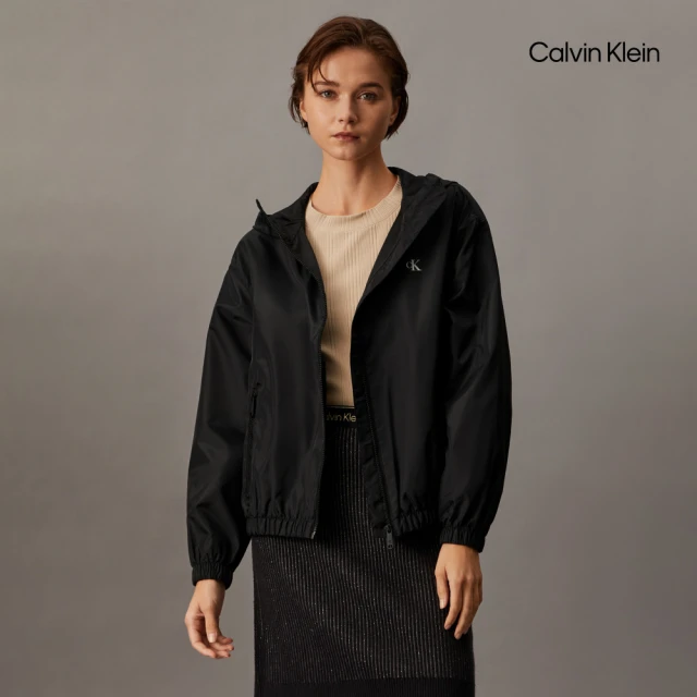 Calvin Klein 官方旗艦館 CK 標誌連帽寬鬆風衣_黑色