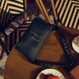 【PUMA官方旗艦】PUMA Sense側背小包 女性 09079601