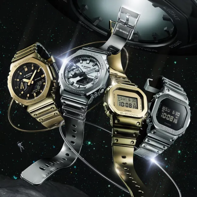 【CASIO 卡西歐】G-SHOCK 金屬光澤 金屬錶殼 經典方型 銀_GM-5600YM-8_43.2mm