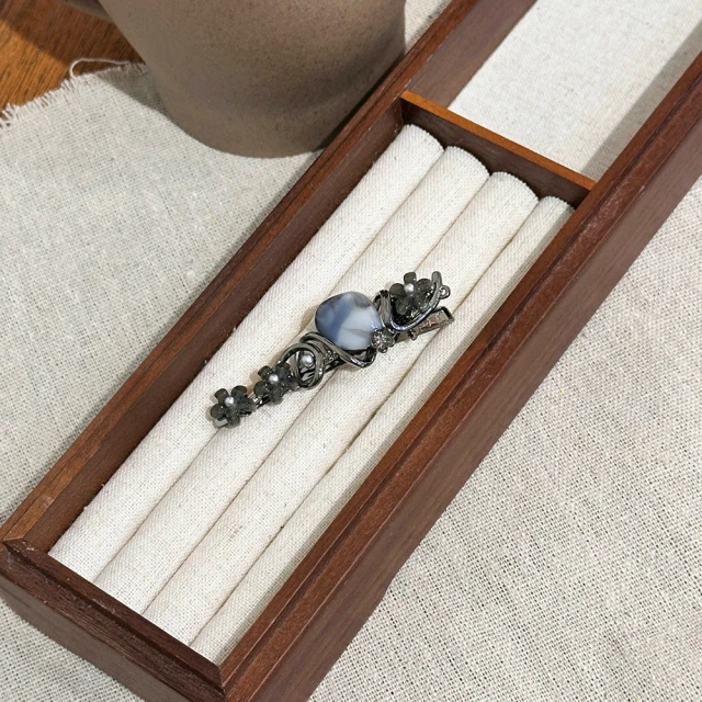 Complex Biz 典雅高貴 鯊魚夾 抓夾 咖啡色 黑邊