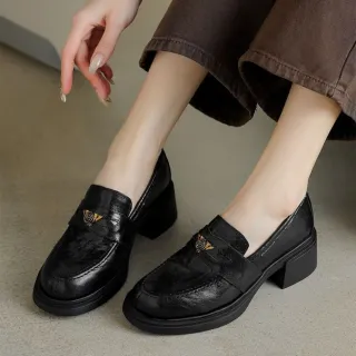 【WYPEX】現貨+預購 真皮粗跟山茶花樂福鞋女鞋(2色)