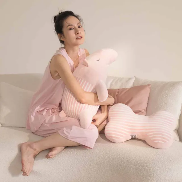 【YVONNE 以旺傢飾】馬來貘趴姿抱枕-貝殼粉