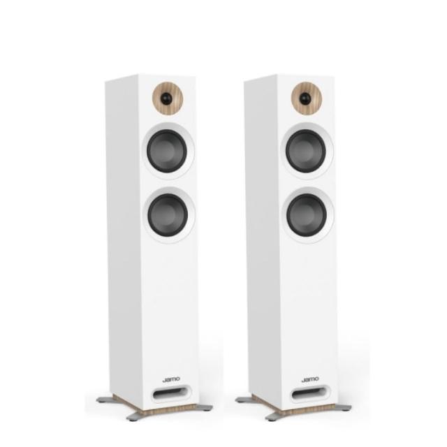 JAMO S 807 落地式揚聲器採用先進 2.5 路設計，搭載雙 6.5 吋低音單體與絲質高音單體，提供均衡強勁的聲音表現，完美適合 Hi-Fi 愛好者。支援高解析音訊，帶來沉浸式居家聽覺享受，優異頻率響應與低失真度，讓音樂細節盡顯無遺。無論古典樂或流行音樂，都能展現極致音質，是居家 Hi-Fi 音響系統的理想選擇。JAMO S 807 落地式揚聲器，讓您的家成為頂級音樂殿堂。