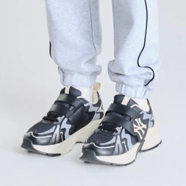 【MLB】童裝 老爹鞋 童鞋 Curve Runner系列 紐約洋基隊(7ASHCB05N-50BKS)