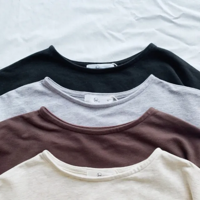 【橘魔法】素面寬鬆落肩一字領長袖上衣（大人賣場）(薄長袖 大人 童裝 親子裝 兒童)