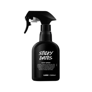 【LUSH 嵐舒】椰棗布丁身體噴霧 200ml(香氛噴霧/安息香/檀木/甜蜜香氣)