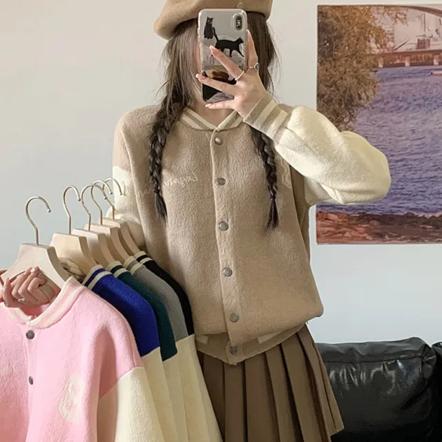 【D.studio】韓版寬鬆字母拼色休閒棒球外套(女裝 衣服 上衣 保暖外套 保暖上衣 長袖上衣 秋冬外套 J384)
