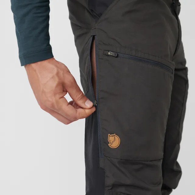【Fjallraven】Abisko Lite Trekking 男戶外長褲(FR82890R-030深灰 220沙棕 622淺橄欖)