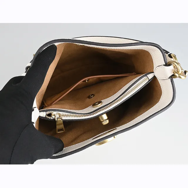 【COACH】COACH Willow 19復古C字釦LOGO荔枝紋小牛皮釦式手提/肩背/斜背水桶包(粉筆白)