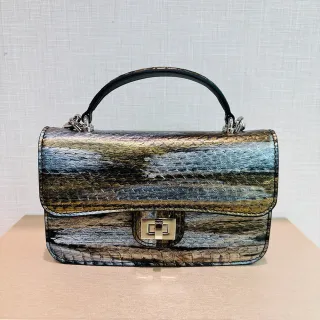 西班牙DMOM珍稀蛇皮隨身包