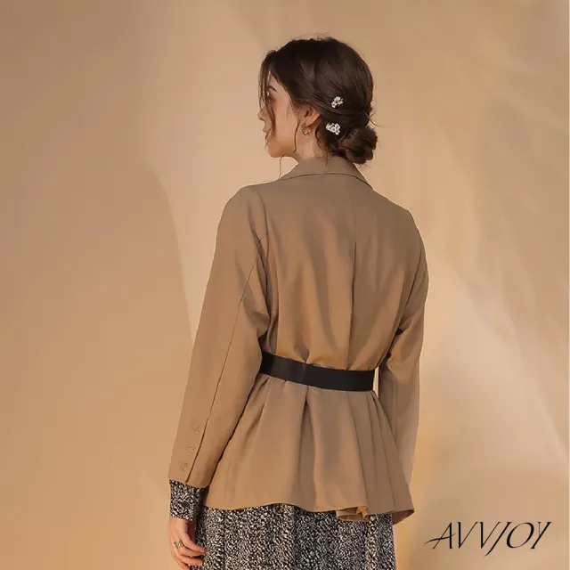 【AVVJOY 艾薇卓爾】輕薄西裝外套(大衣 外套 小西裝 西裝女 外套女 西裝外套 百搭外套 KC0001WT)