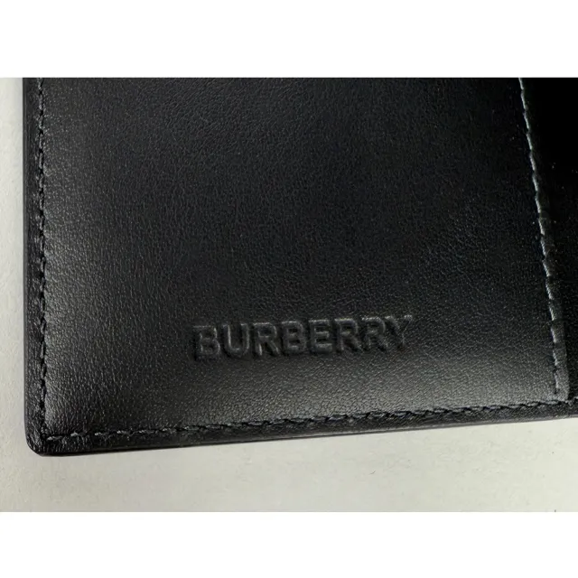 【BURBERRY 巴寶莉】格紋塗層帆布及牛皮護照夾(炭灰色)