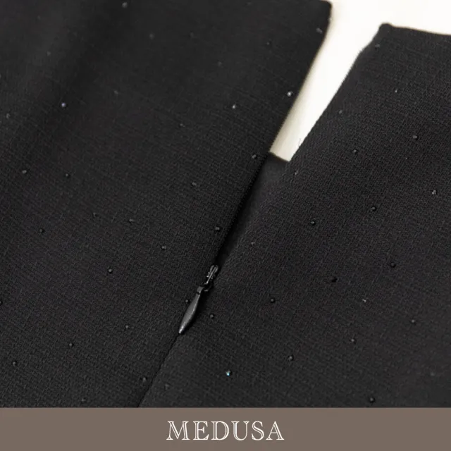 【MEDUSA 曼度莎】現貨-修身水鑽裝飾百褶下襬小禮服（M-XL）｜媽媽禮服 小禮服 氣質洋裝(601-90306)