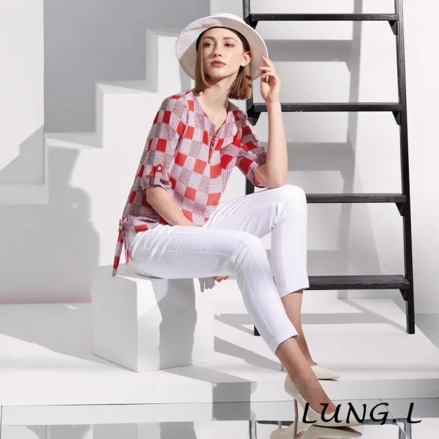 【LUNG.L 林佳樺】LR79A 紅白格紋小V領楊柳紗五分袖女裝上衣(春夏新品 加大尺碼)