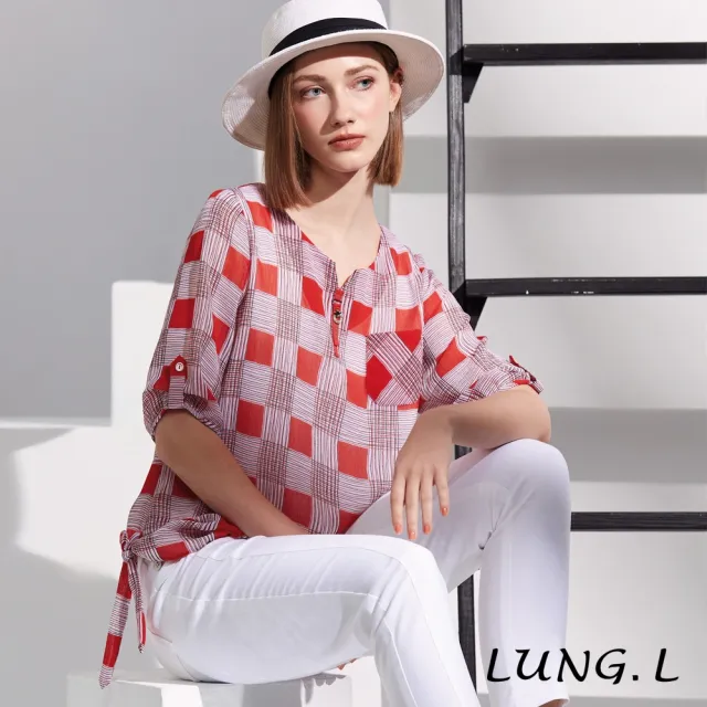 【LUNG.L 林佳樺】LR79A 紅白格紋小V領楊柳紗五分袖女裝上衣(春夏新品 加大尺碼)