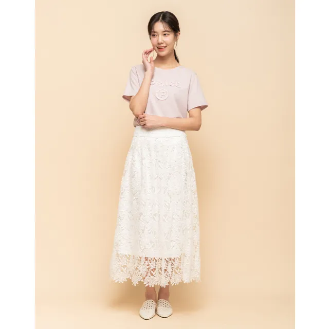 【perng yuh 芃諭名品】甜感時候 繡飾 柔彈 T恤(2025 SS Collection|4A春夏新品上市)