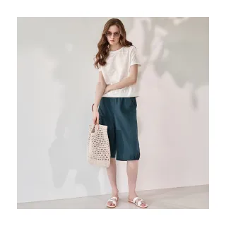 【Diffa】美型剪裁鬆緊腰短褲-女