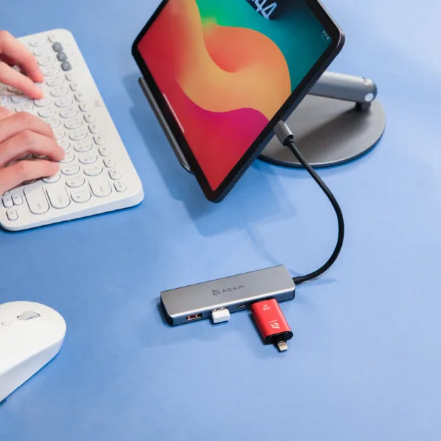 【ADAM 亞果元素】Hub A04 USB-C Gen2 四合一高速資料傳輸集線器(最輕巧高速的資料傳輸)
