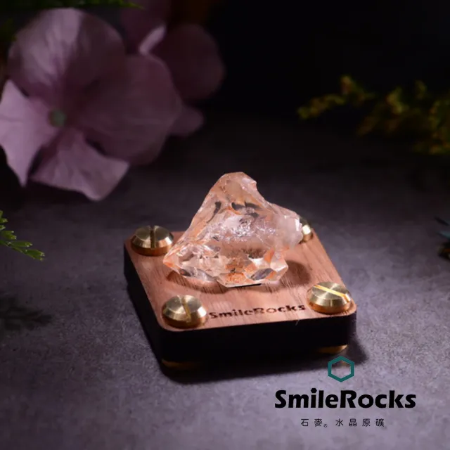 【SmileRocks 石麥】石麥水晶原礦 骨幹白水晶原礦No.623670421(SmilePad 4.5X4.5底板)