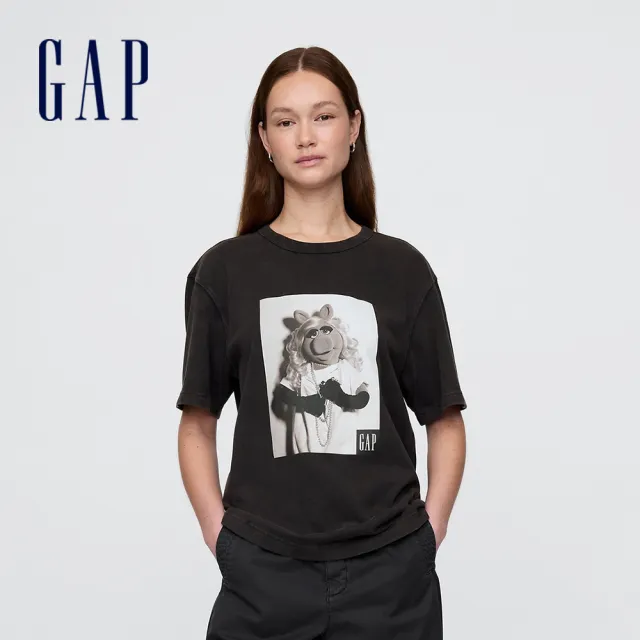 【GAP】男女同款 Gap x The Muppets聯名 Logo純棉印花圓領短袖T恤-灰黑色(750248)