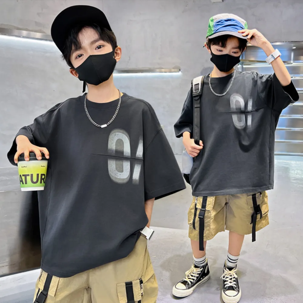 【UniKids】中大童裝短袖T恤 潮酷上衣 男大童裝女大童裝VPSBE-2423GI(淺灰 深灰)